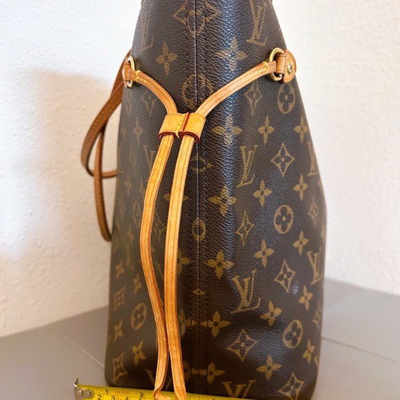 Louis Vuitton Neverful MM - Picture 5 of 5
